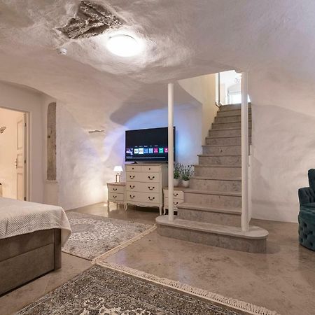 Tallinn Housing 2 Bdr 2 Bathroom With Sauna At Carl Engel Luxury House Dış mekan fotoğraf