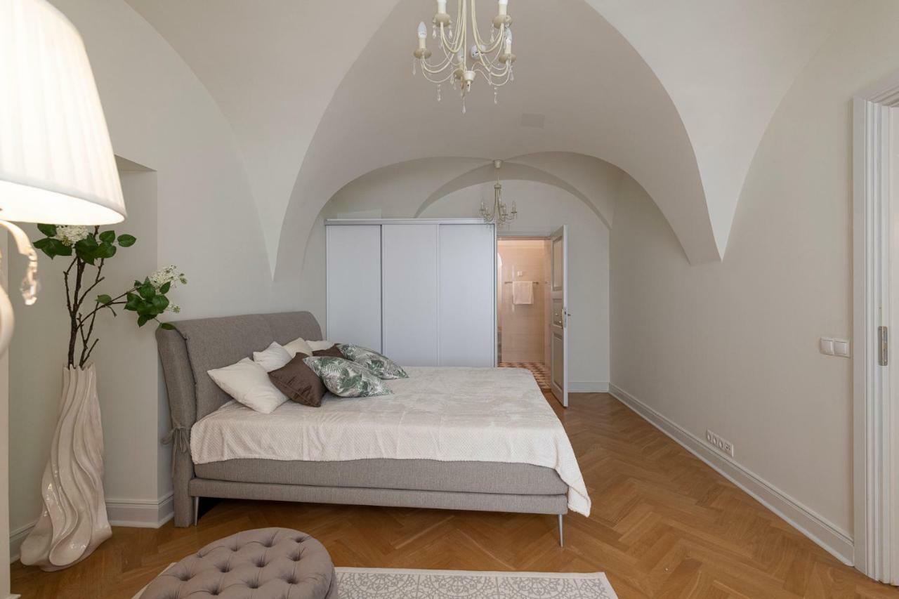 Tallinn Housing 2 Bdr 2 Bathroom With Sauna At Carl Engel Luxury House Dış mekan fotoğraf
